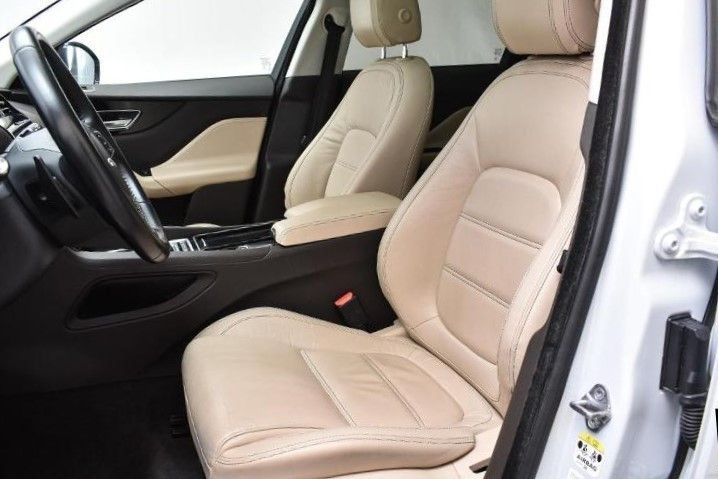 /public/uploads/cars/thumbs/663-1132965961-6eeb5.jpg
