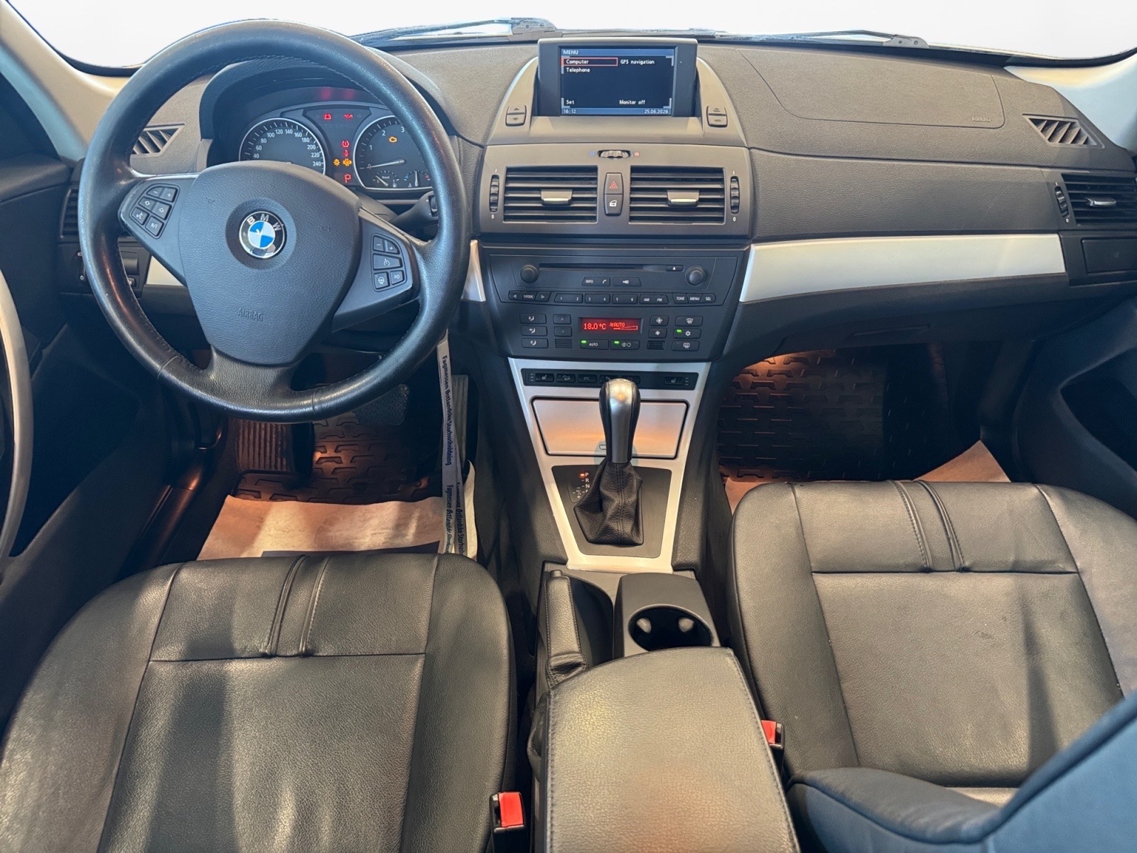/public/uploads/cars/thumbs/o-1jrvi9m2bcv352i13133ie1vrlu-02190.jpeg