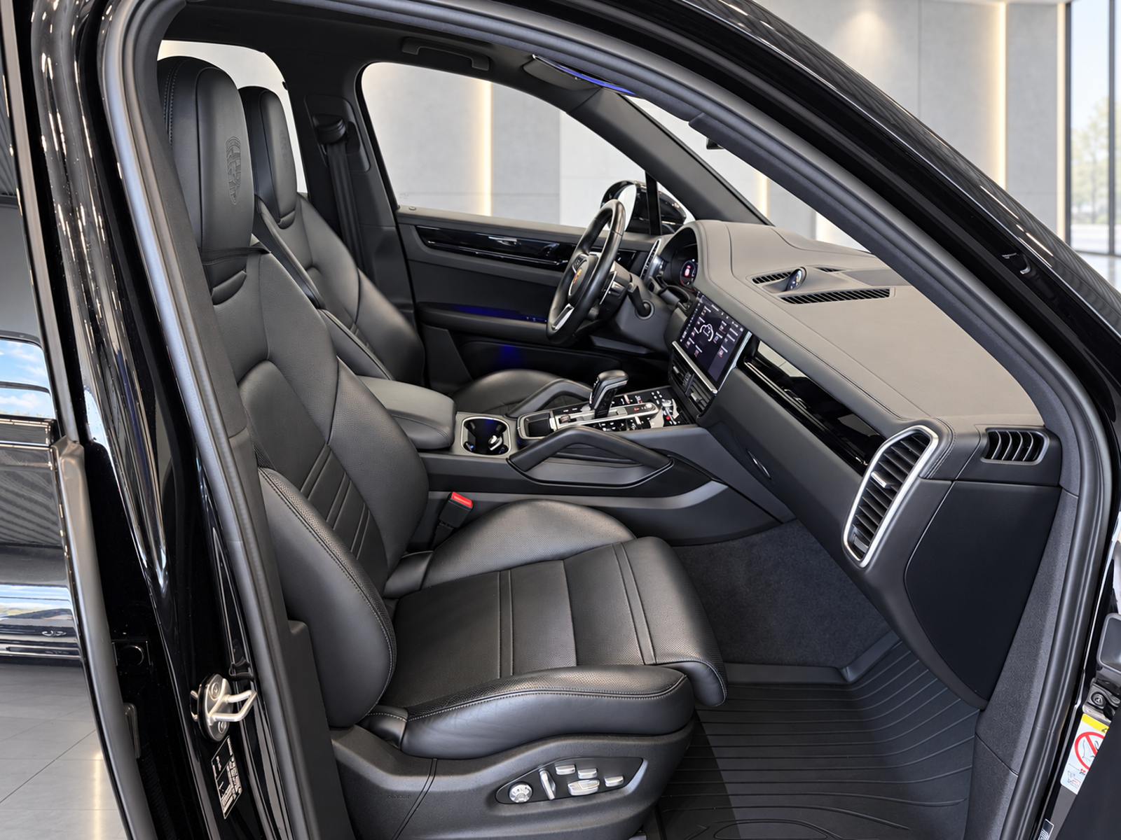 /public/uploads/cars/thumbs/o-1k26enc1c41vmiidtq1qva1rbl1g-99638.png