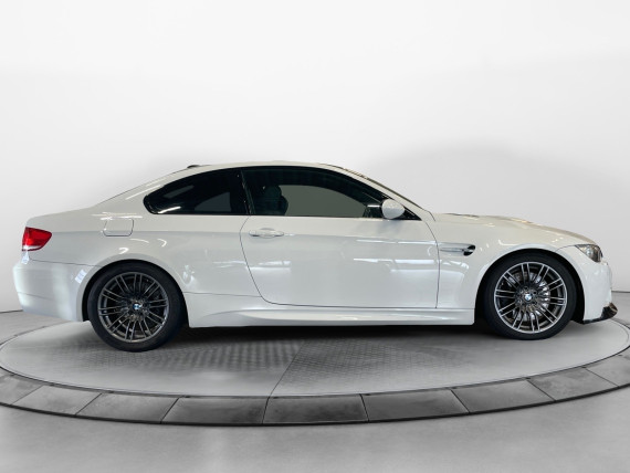 /public/uploads/cars/thumbs/o-1hb87sftc1vcs1t451eb3log98s1j-14264.jpeg